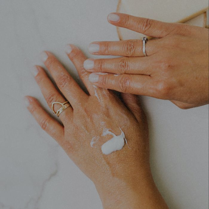 ouder wordende handen uv bescherming